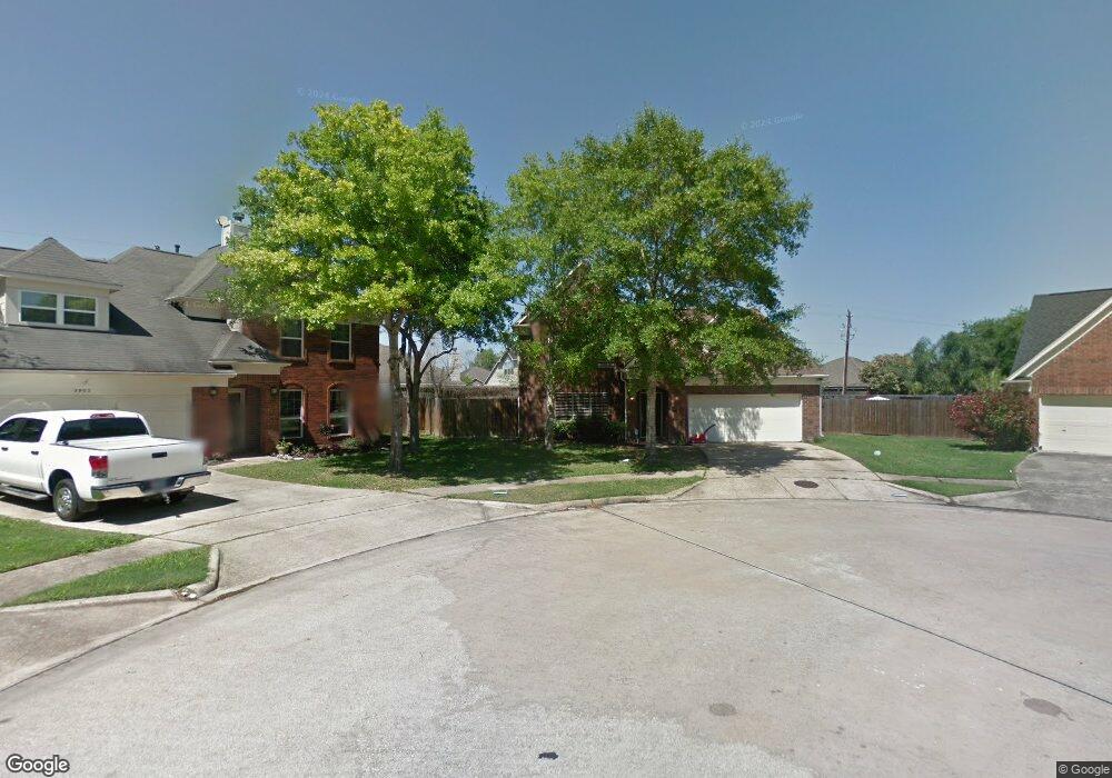 3901 Greenwood Dr, Pearland, TX 77584 - photo 1