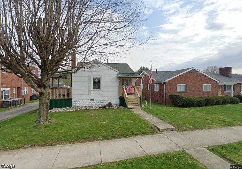 1404 Myers Ave, Dunbar, WV 25064 - photo 1