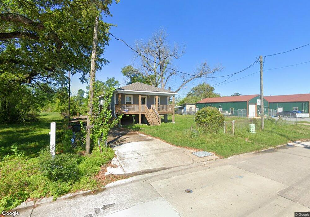 336 Goos St, Lake Charles, LA 70601 - photo 1