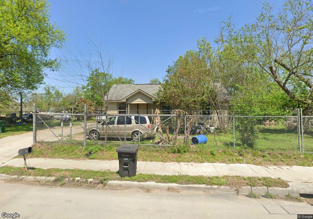2021 Parker Rd, Houston, TX 77093 - photo 1