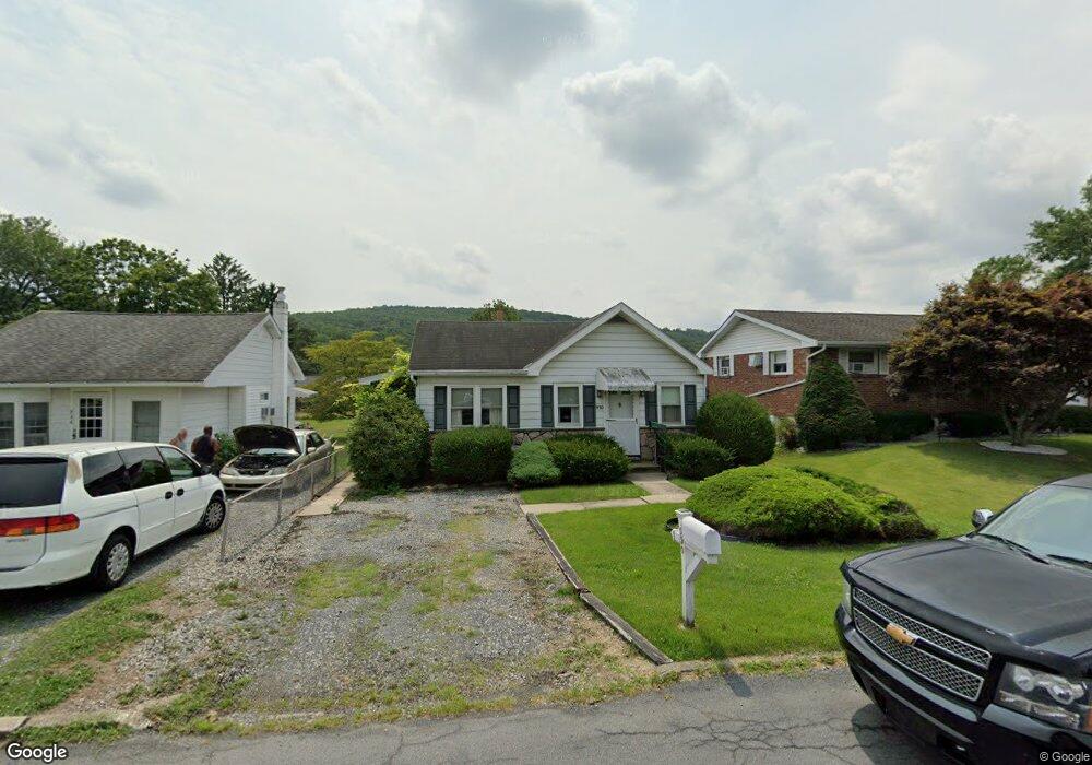 930 E Paoli St, Allentown, PA 18103 - photo 1