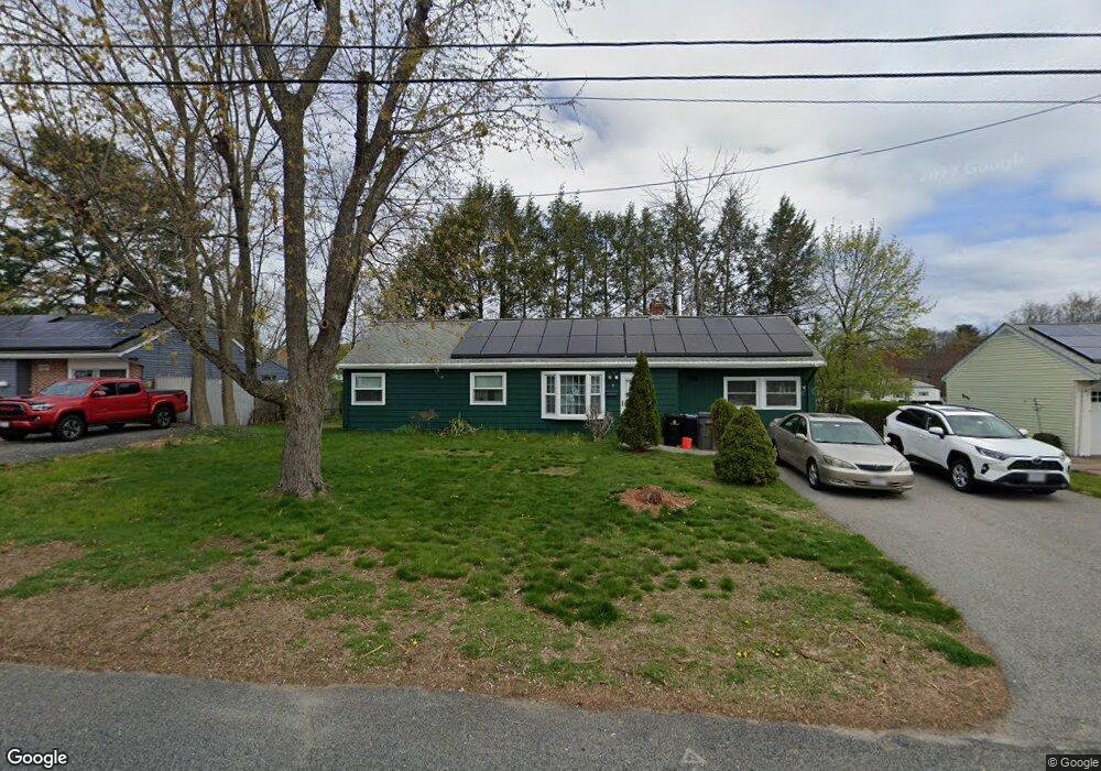 22 Brookfield Cir, Framingham, MA 01701 - photo 1