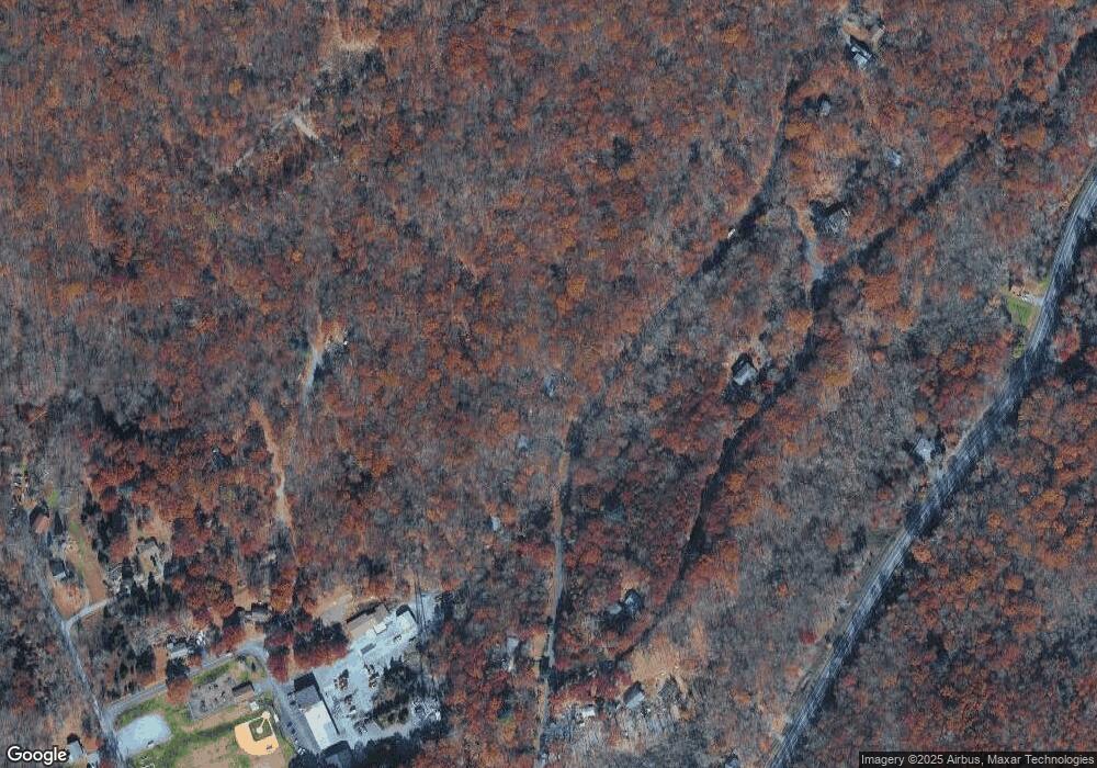 169 Pheasant Run, Bushkill, PA 18324 - photo 1