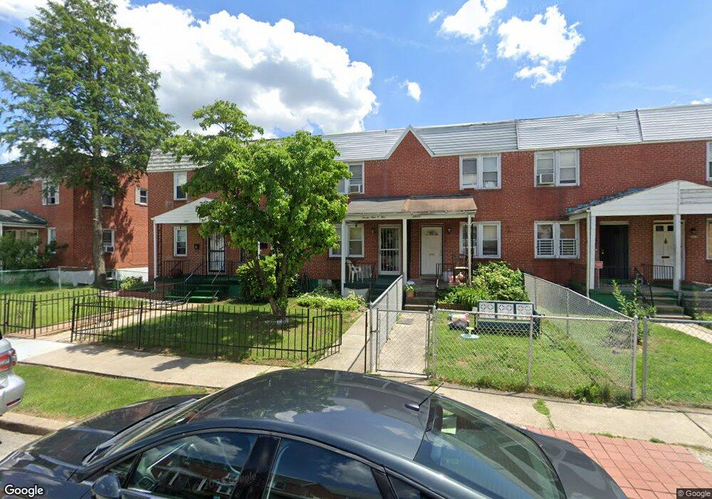 2905 Edgecombe Cir S, Baltimore, MD 21215 - photo 1