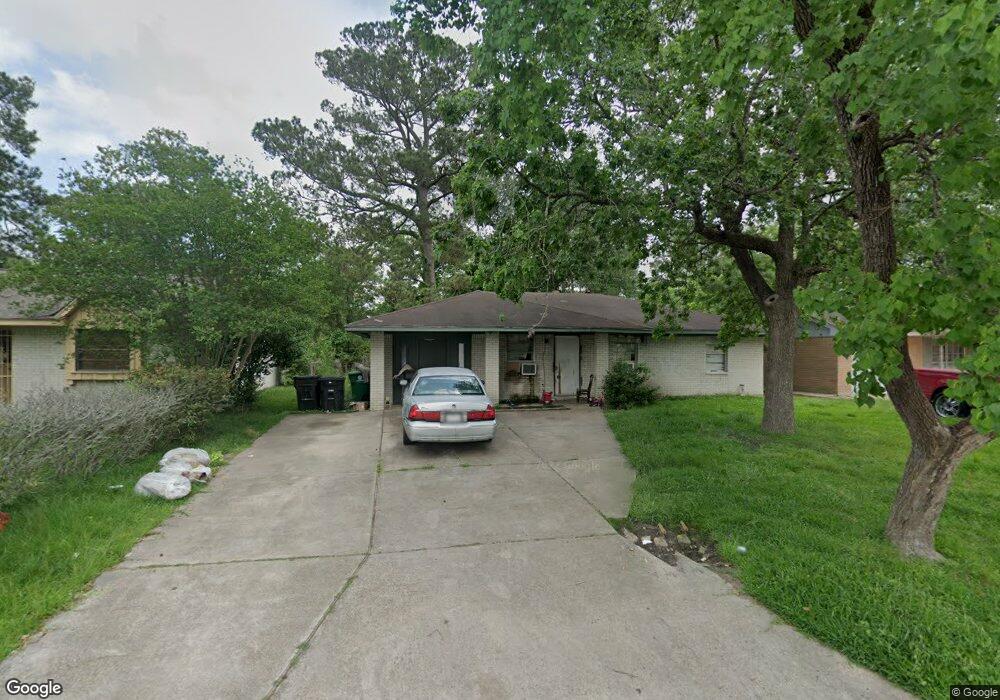 10538 Cheeves Dr, Houston, TX 77016 - photo 1