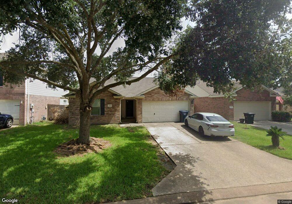 32110 Decker Oaks Dr, Pinehurst, TX 77362 - photo 1