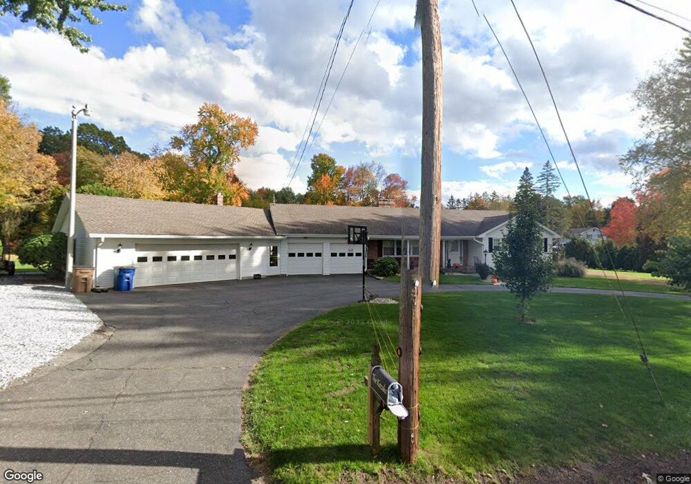 5 Robin Rd, Vernon Rockville, CT 06066 - photo 1