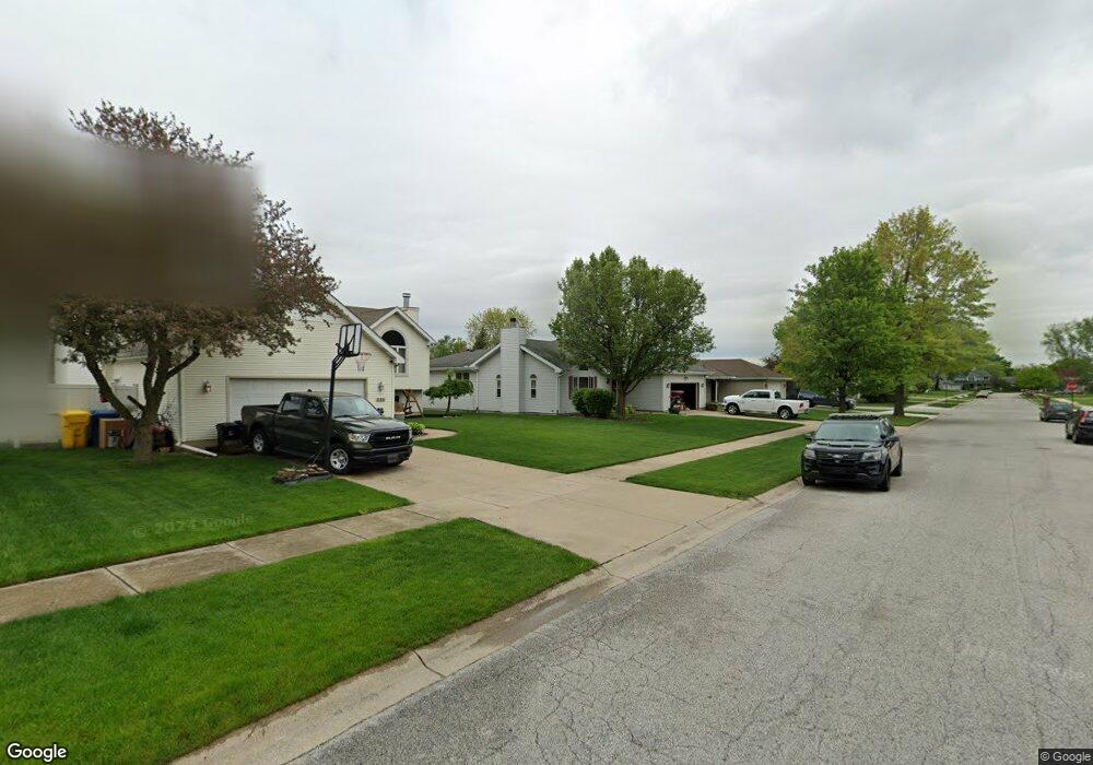 632 N Wren Ln, Griffith, IN 46319 - photo 1