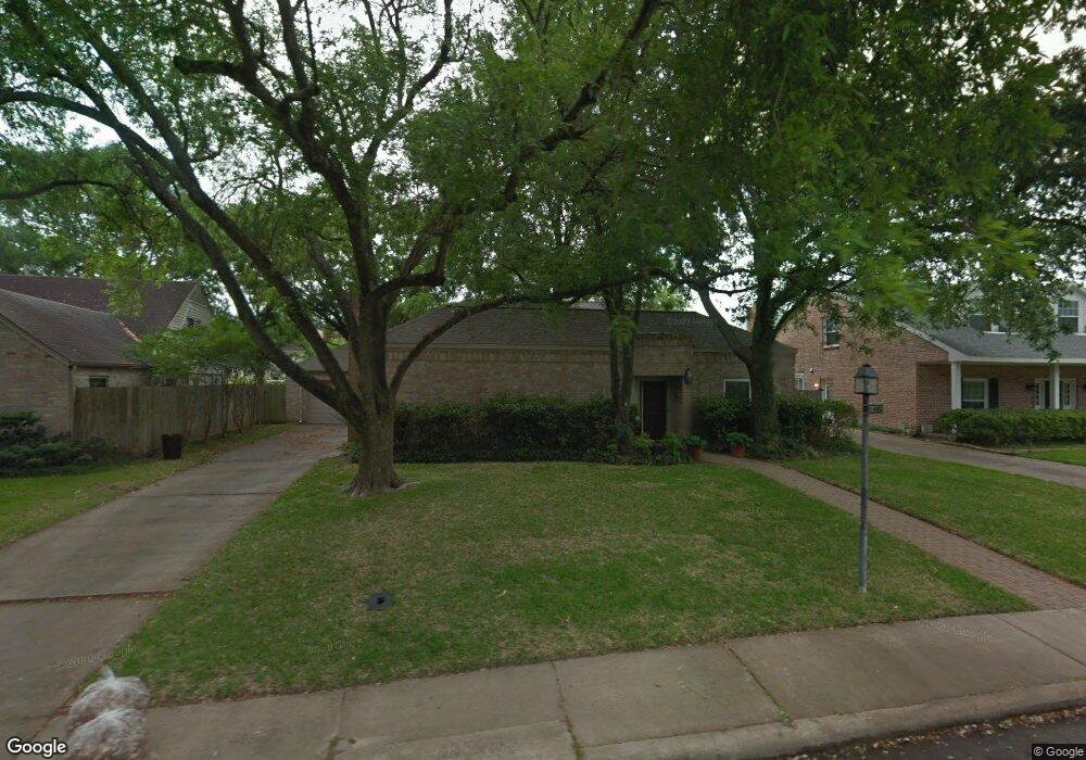 10335 Lynbrook Hollow St, Houston, TX 77042 - photo 1