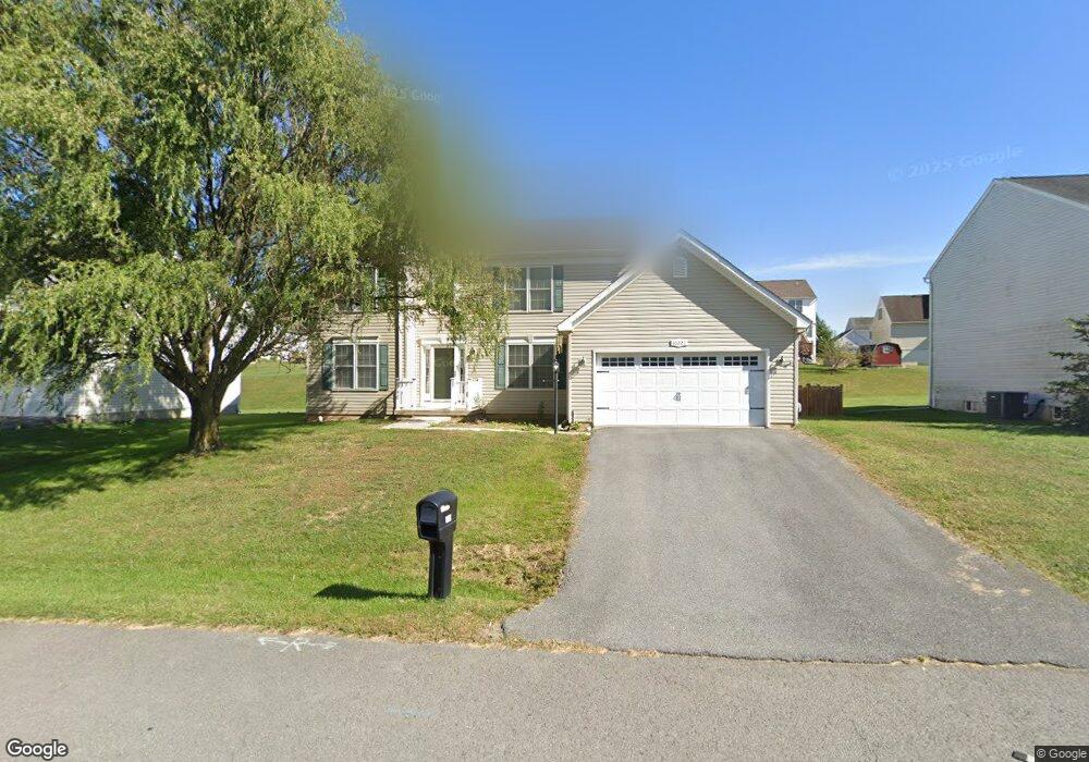 10221 Stagecoach Dr, Hagerstown, MD 21740 - photo 1