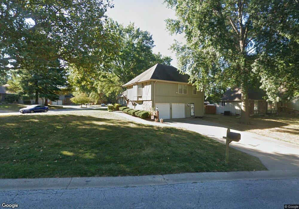 1600 NW Willowbrook Dr, Blue Springs, MO 64015 - photo 1