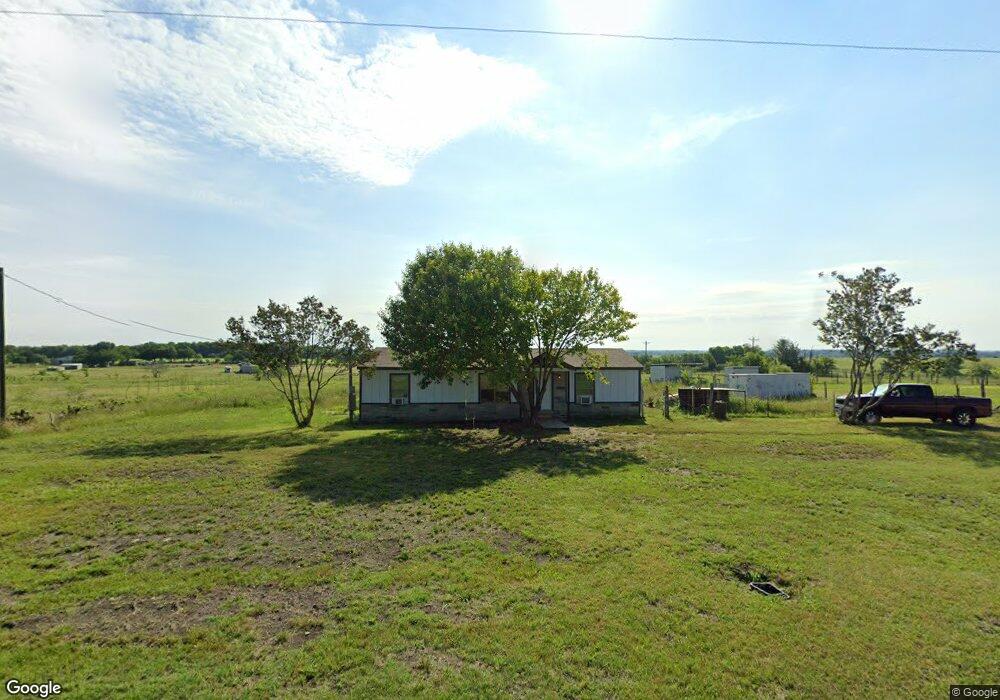 823 Isom Rd, Ennis, TX 75119 - photo 1