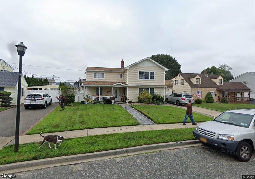 67 Prairie Ln, Levittown, NY 11756 - photo 1