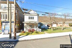 48 W Main St, Glen Lyon, PA 18617