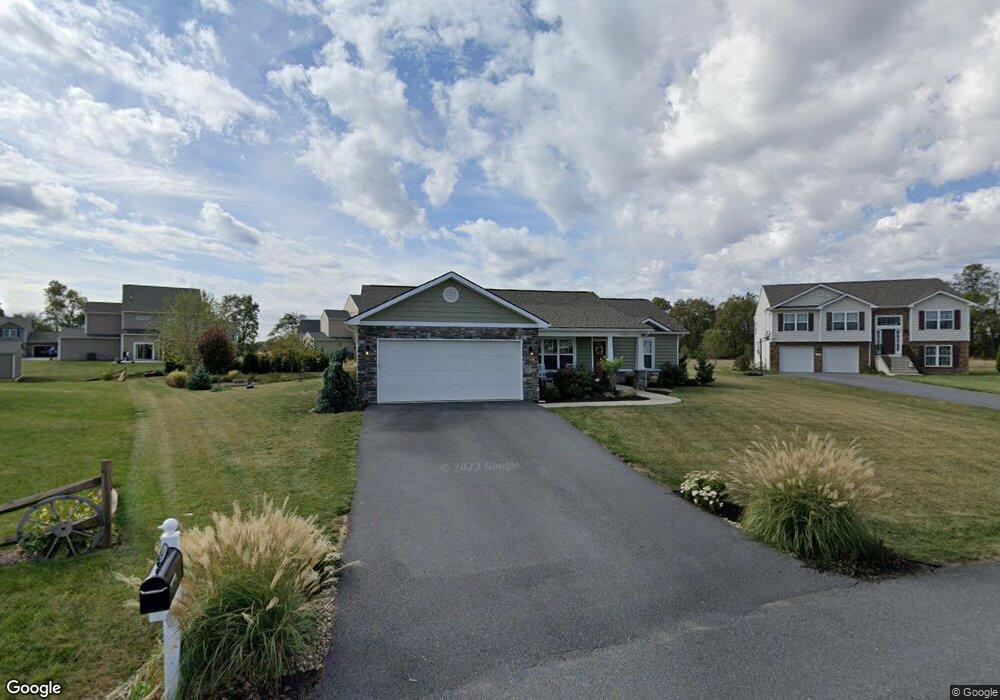 15477 Camden Dr, Greencastle, PA 17225 - photo 1