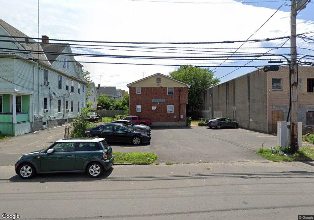 205 Maplewood Ave unit 2, Bridgeport, CT 06605 - photo 1