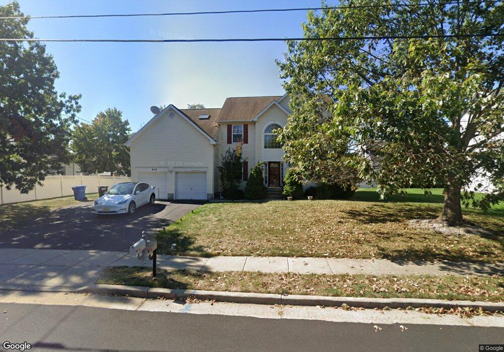 612 Kenneth Ave, South Plainfield, NJ 07080 - photo 1