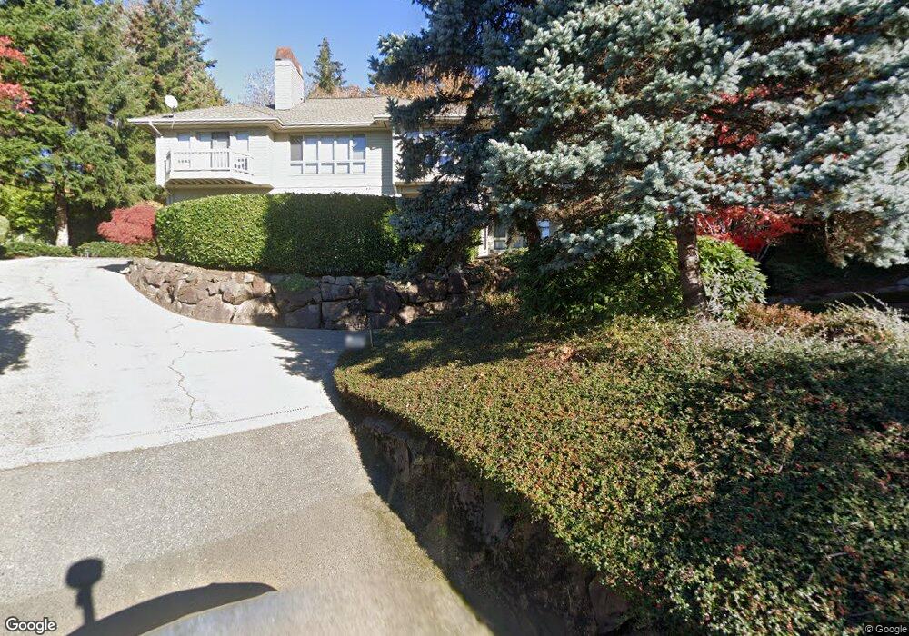 3658 W Mercer Way, Mercer Island, WA 98040 - photo 1