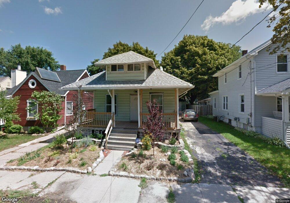 914 N Jenison Ave, Lansing, MI 48915 - photo 1