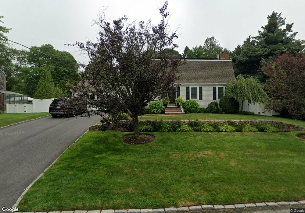 39 Pleasant St, South Dartmouth, MA 02748 - photo 1