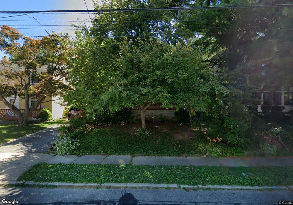 203 E Avon Rd, Brookhaven, PA 19015 - photo 1