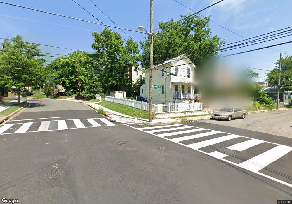 5424 Hunt Place NE, Washington, DC 20019 - photo 1