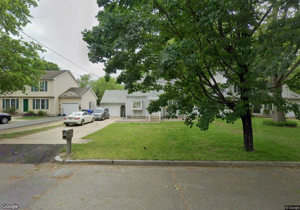 10 Inwood Place, Springfield, MA 01119 - photo 1