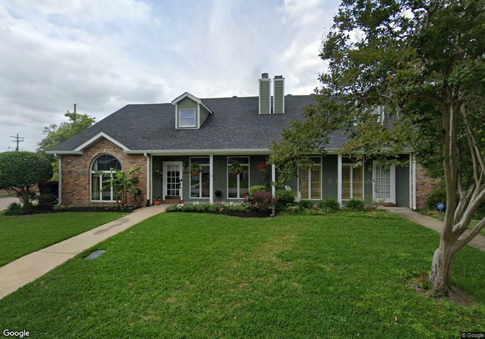 4114 Oak Point Ln, Lake Charles, LA 70605 - photo 1