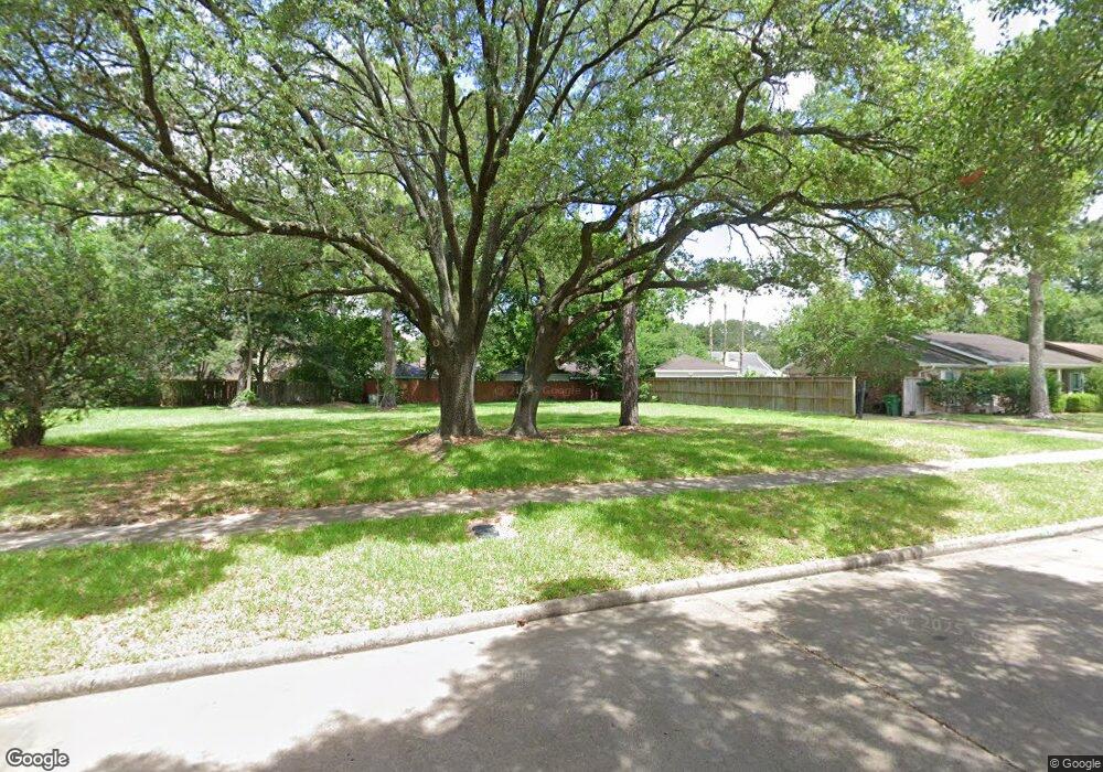 5626 Bent Bough Ln, Houston, TX 77088 - photo 1