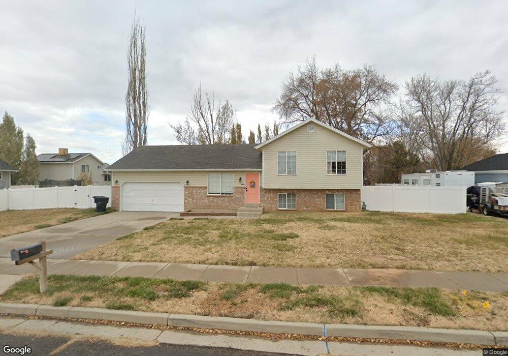 1042 W 1550 N, Clearfield, UT 84015 - photo 1