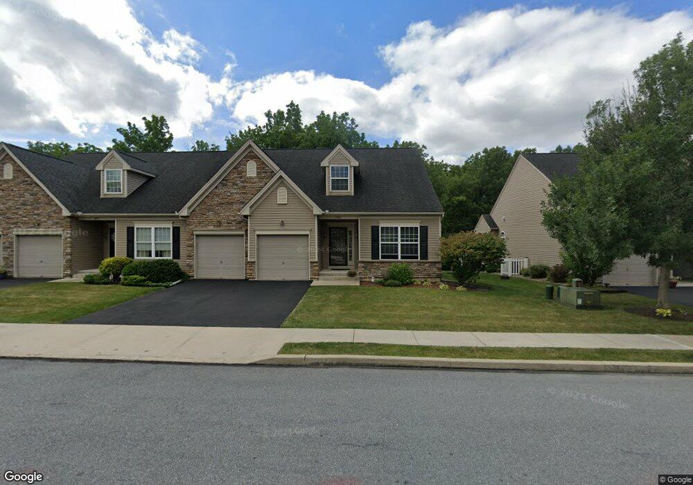 4266 Belmont Cir unit Lt11, Whitehall, PA 18052 - photo 1