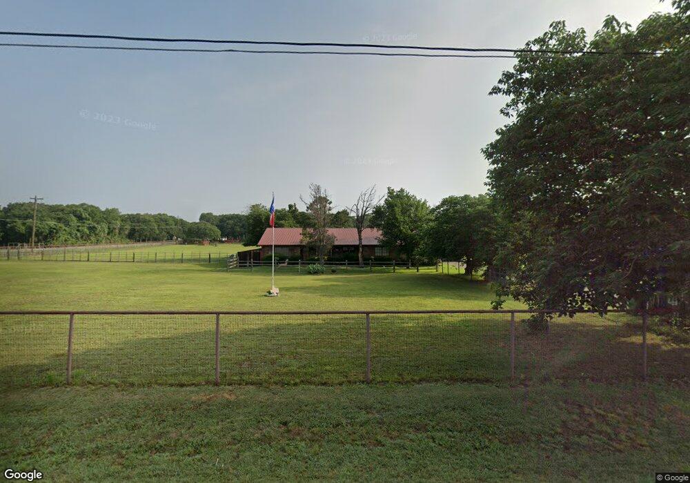 1621 Highland Cir, Springtown, TX 76082 - photo 1