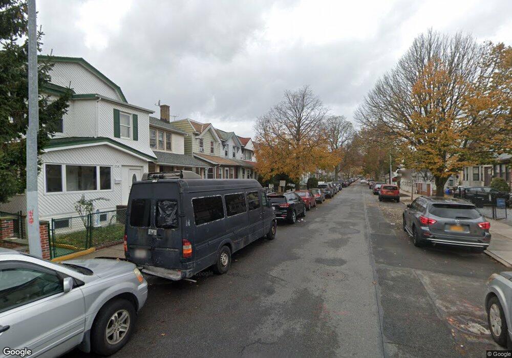 9154 110th St, Richmond Hill, NY 11418 - photo 1