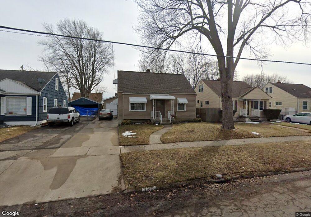 725 Huron St, Flint, MI 48507 - photo 1