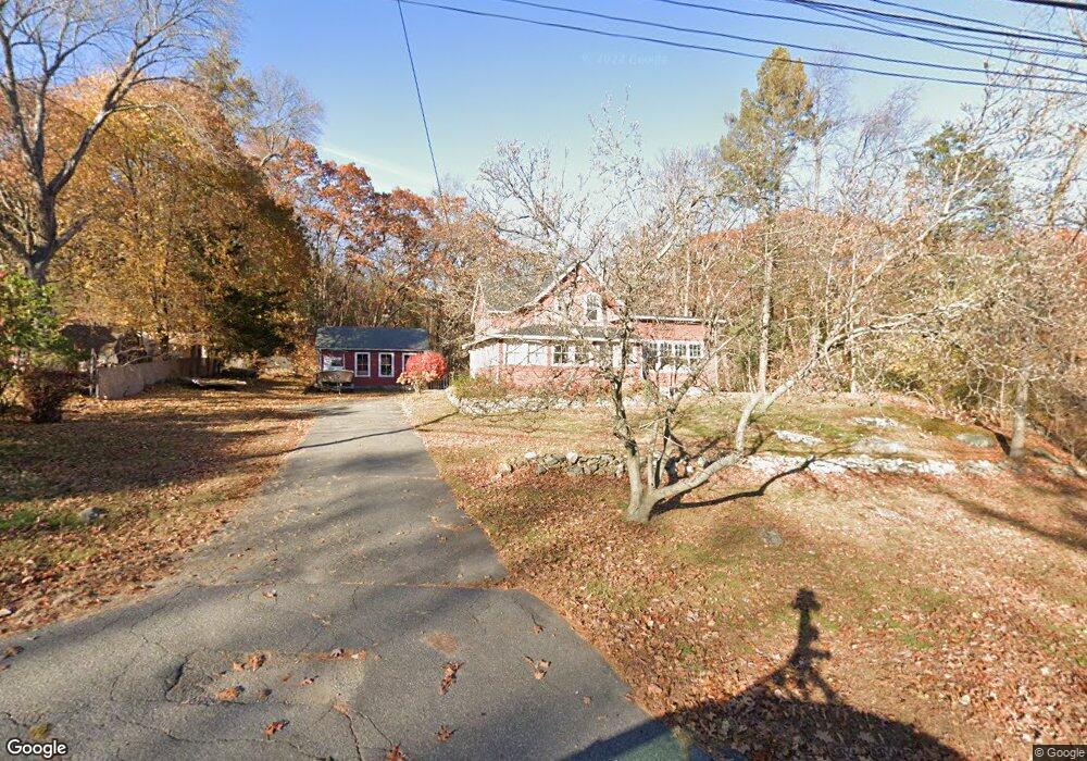 67 Forest St, Wakefield, MA 01880 - photo 1