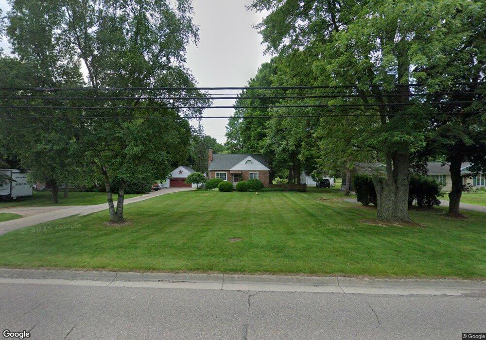 8140 Davison Rd, Davison, MI 48423 - photo 1