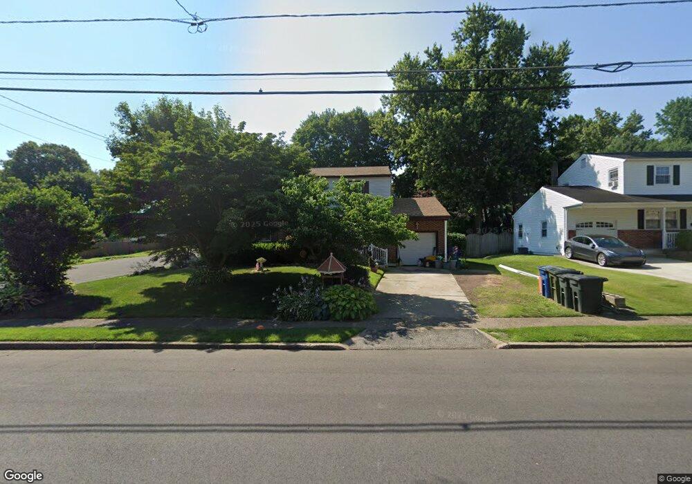 132 Beechwood Ave, Maple Shade, NJ 08052 - photo 1