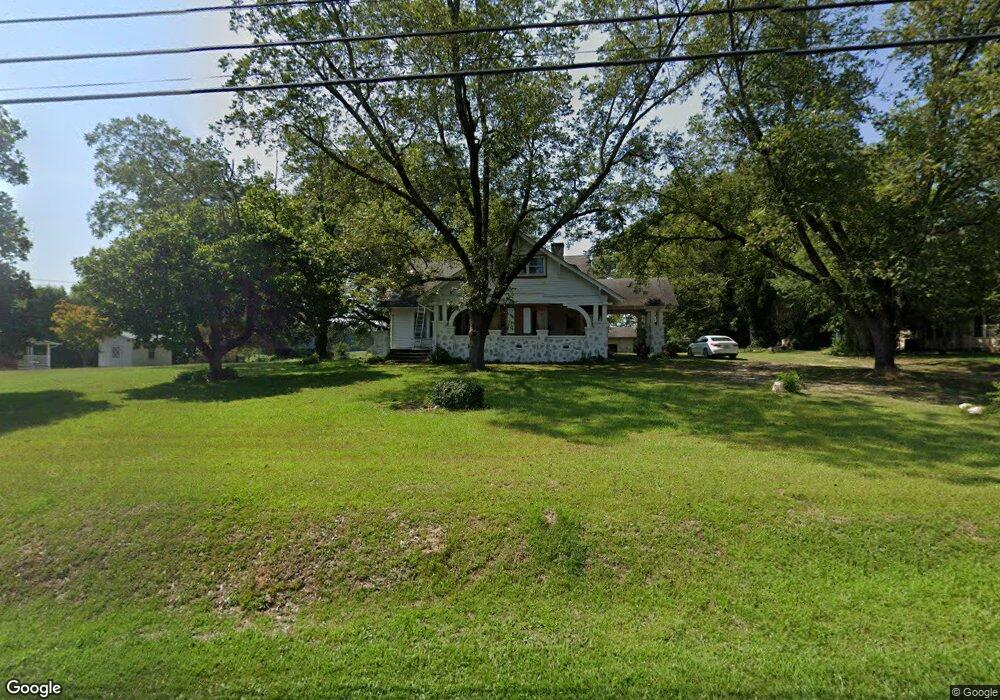 10063 Lavonia Rd, Carnesville, GA 30521 - photo 1