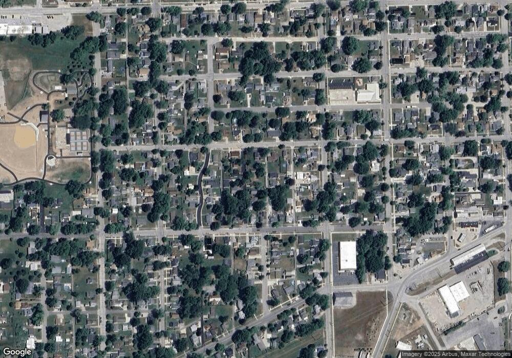 1310 Pearl St, Auburn, IN 46706 - photo 1