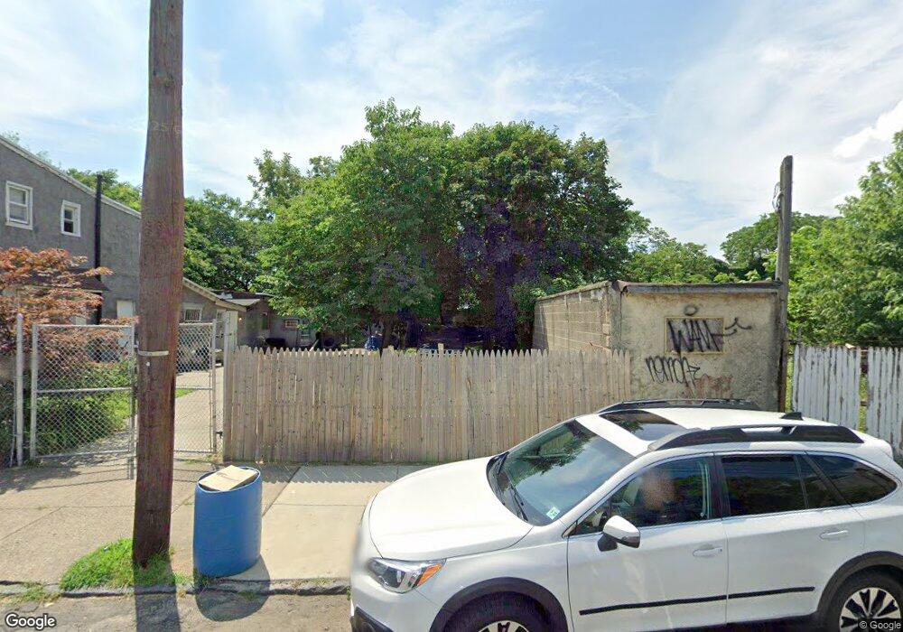 718 Cherry St, Camden, NJ 08103 - photo 1