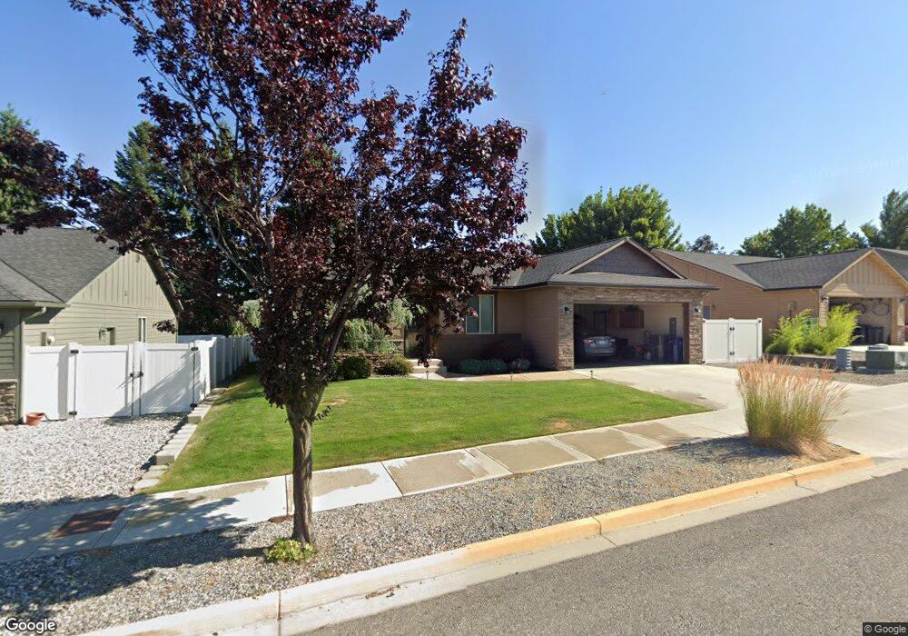 1425 Copper Loop, East Wenatchee, WA 98802 - photo 1