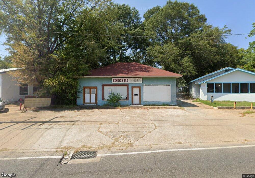 809 E Madison Ave, Bastrop, LA 71220 - photo 1