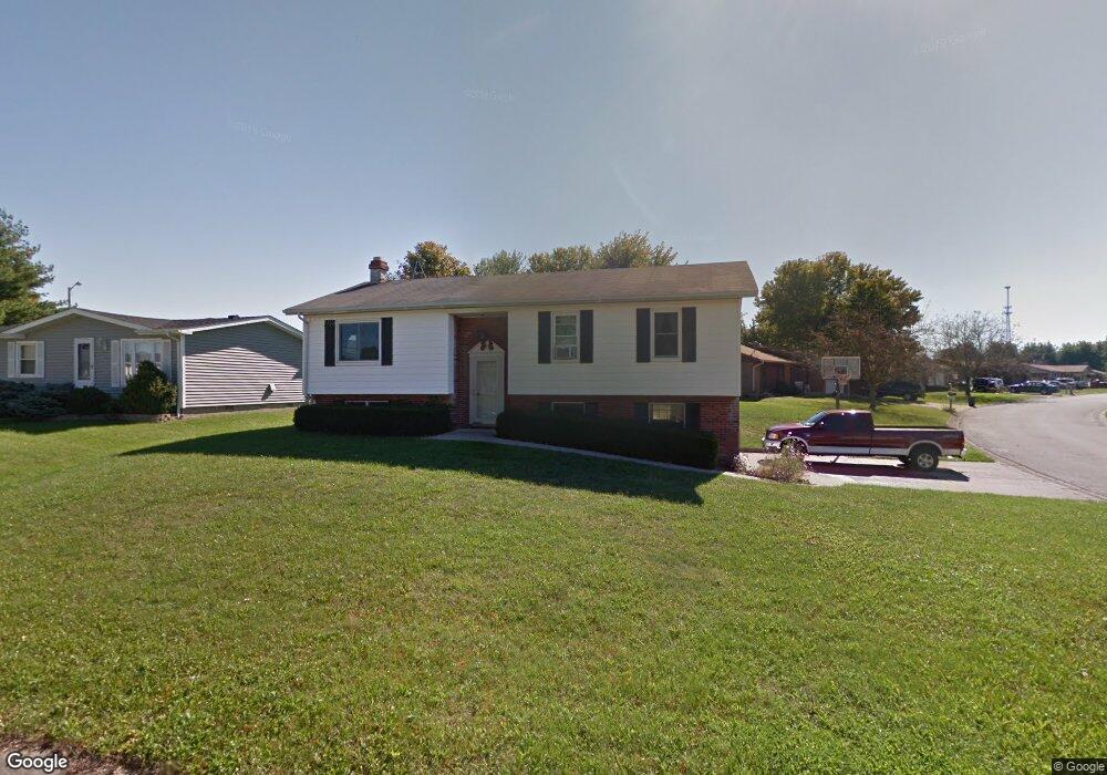 216 Pheasant Run Dr, Batesville, IN 47006 - photo 1