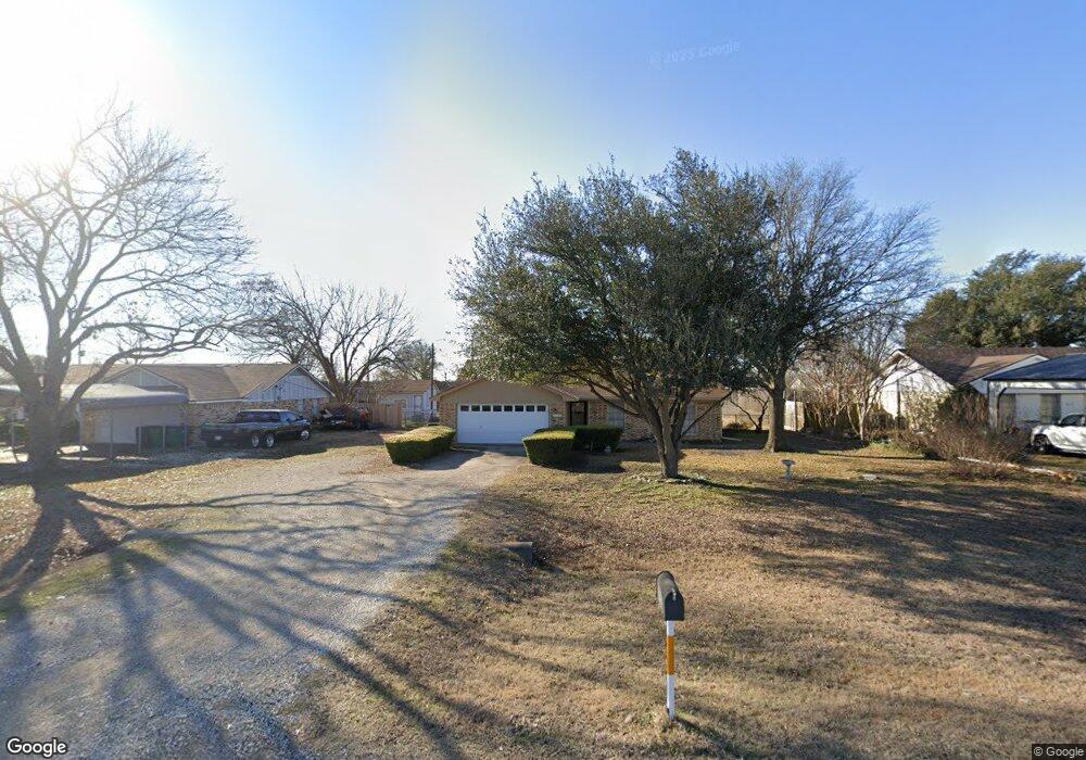 815 W 3rd St, Eddy, TX 76524 - photo 1