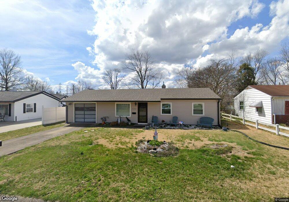 3120 Beacon Dr, New Albany, IN 47150 - photo 1