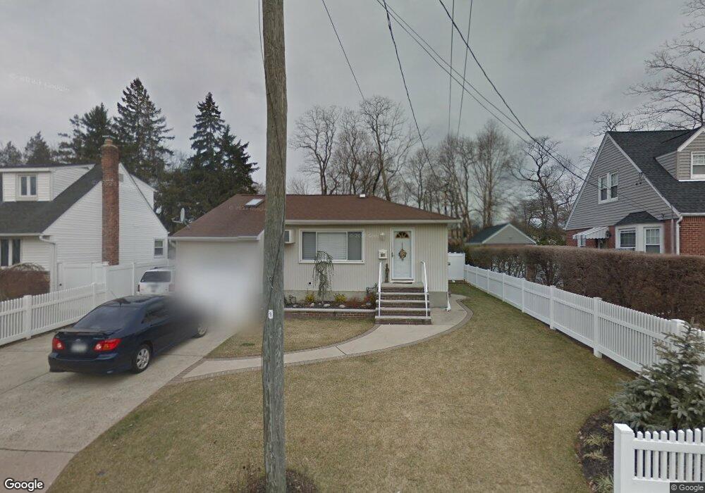 2971 Johnson Place, Wantagh, NY 11793 - photo 1