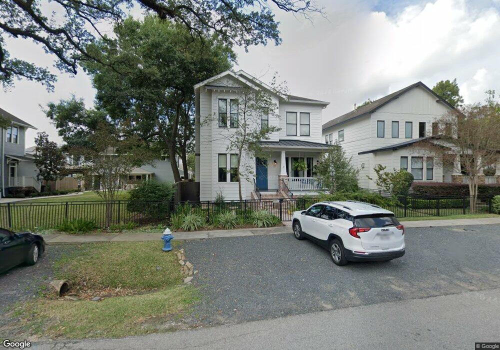 717 Rutland St, Houston, TX 77007 - photo 1