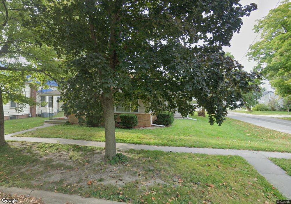 115 W 2nd St, Wayland, IA 52654 - photo 1