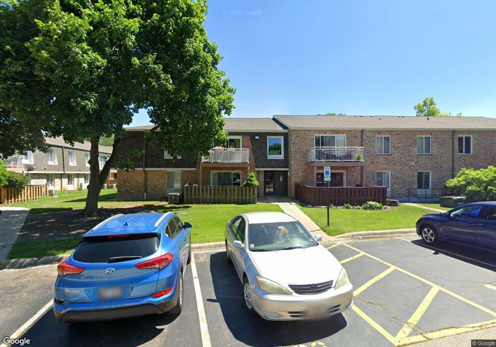 4607 Kings Walk Dr unit 46071, Rolling Meadows, IL 60008 - photo 1