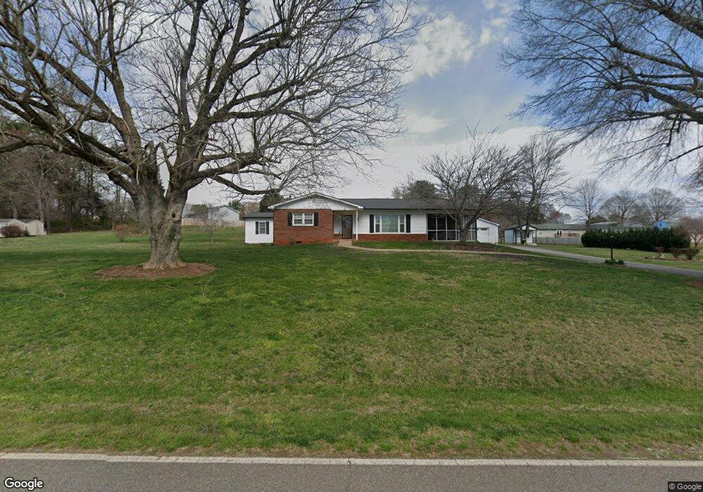 300 Clearview Rd, Statesville, NC 28625 - photo 1